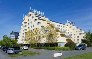 Гостиница The Originals City, Hôtel Alteora в Пуатье