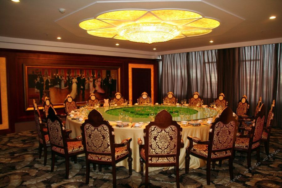 Фото Plateau Pearl Hotel Kunming Yongzhong Road