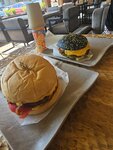 Burger Mania (prospekt Kuliyeva, 11), cafetería