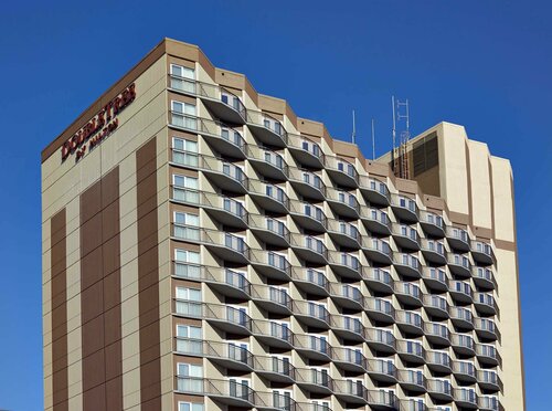 Гостиница DoubleTree by Hilton Hotel & Conference Centre Regina в Реджайне