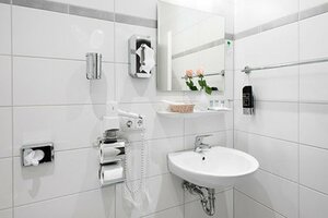 Гостиница Upper Room Hotel Kurfurstendamm