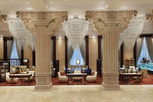 Гостиница Sheraton Grand Pune Bund Garden Hote в Пуне