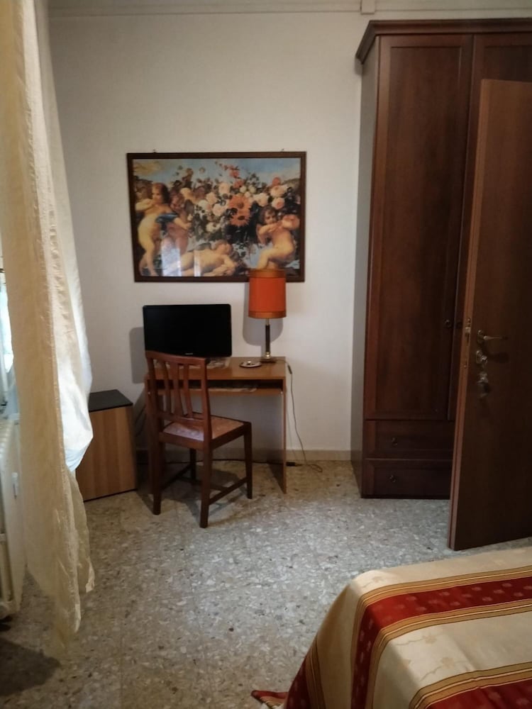 Фото Отель Jr Hotels Hermes Firenze