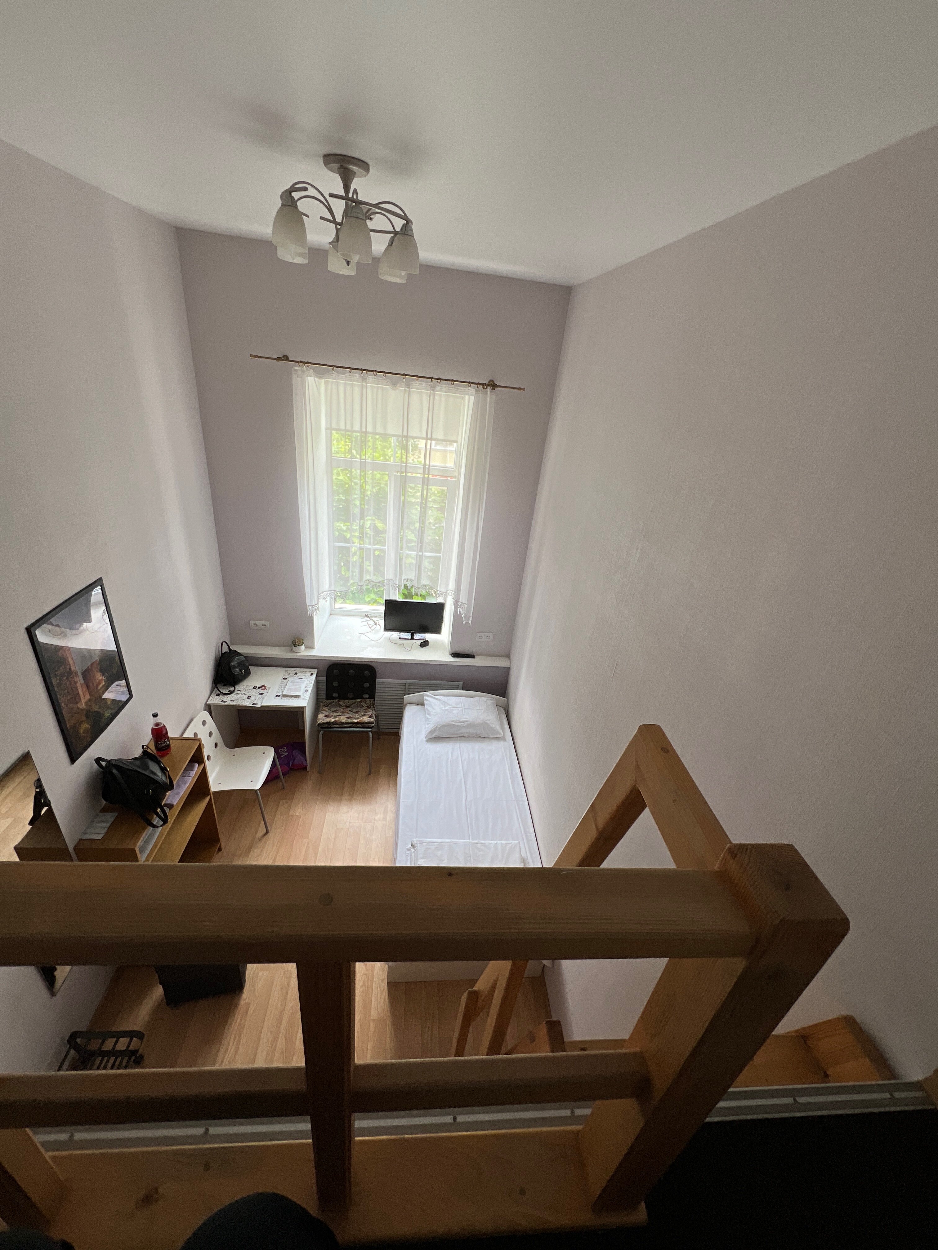 Фото В центре