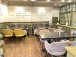 Puri & Co (Michurinsky Avenue, 7), restaurante