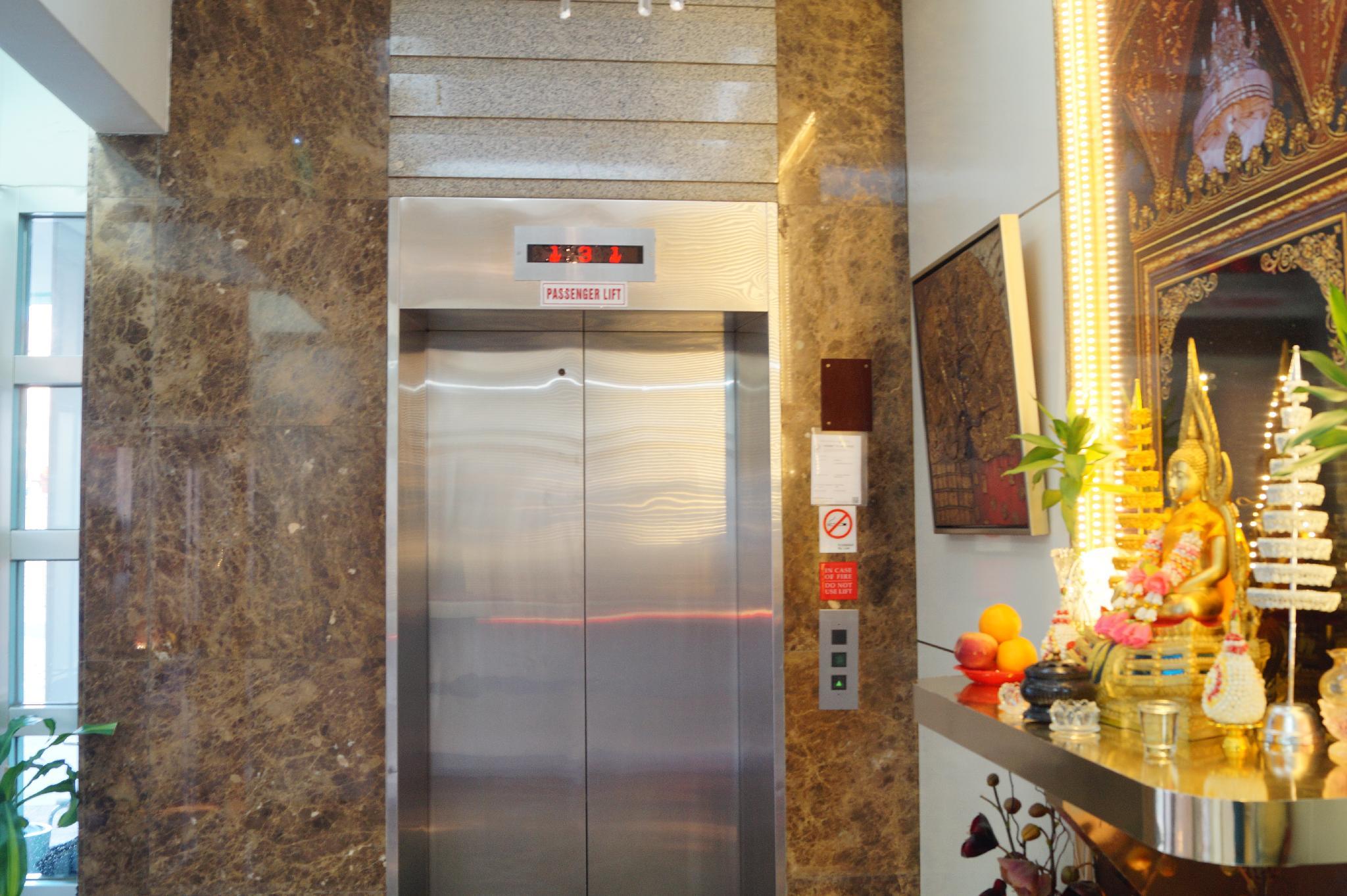 Фото BudgetOne Hotel