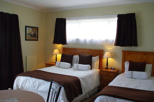 Гостиница Aqua Marine Guest House в Порт-Элизабет