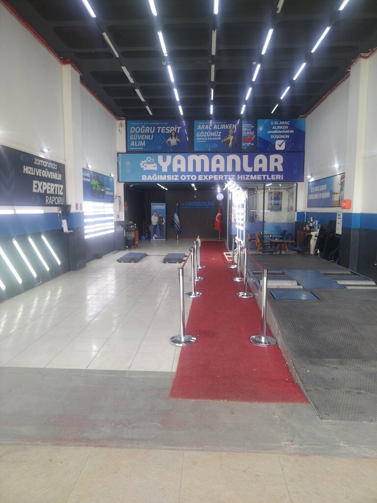 Vehicle inspection station Oto Ekspertiz, Istanbul, photo