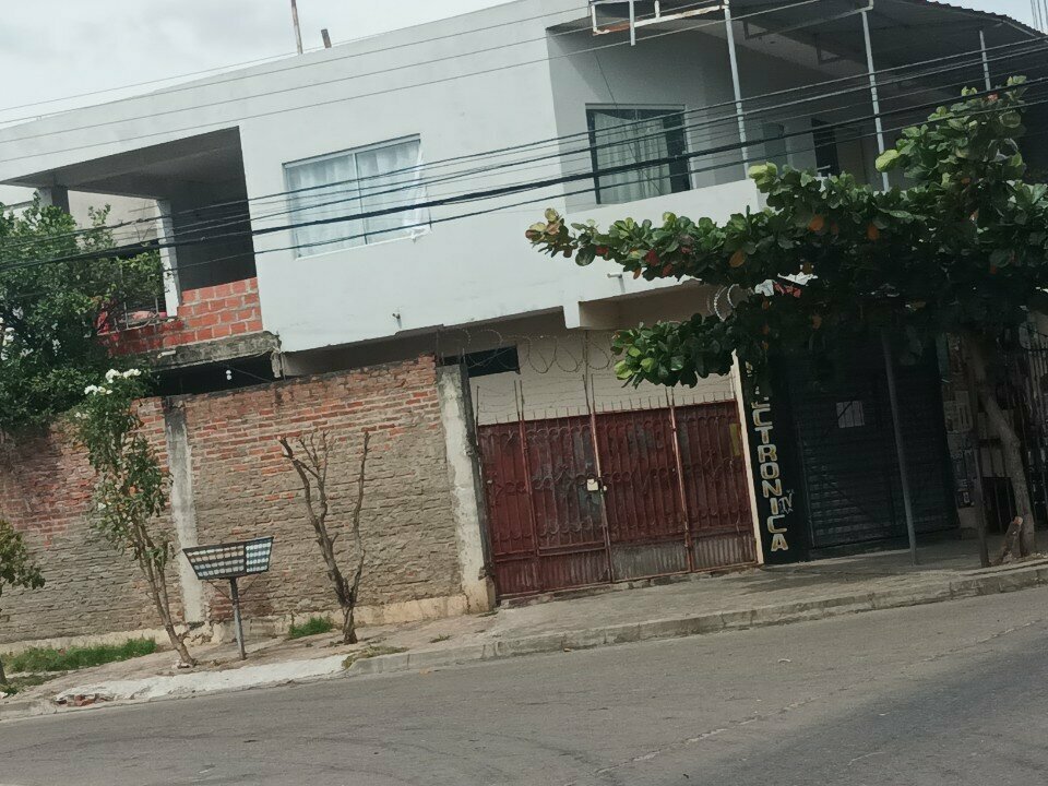 Computer repairs and services Electrónica, Santa Cruz de la Sierra, photo