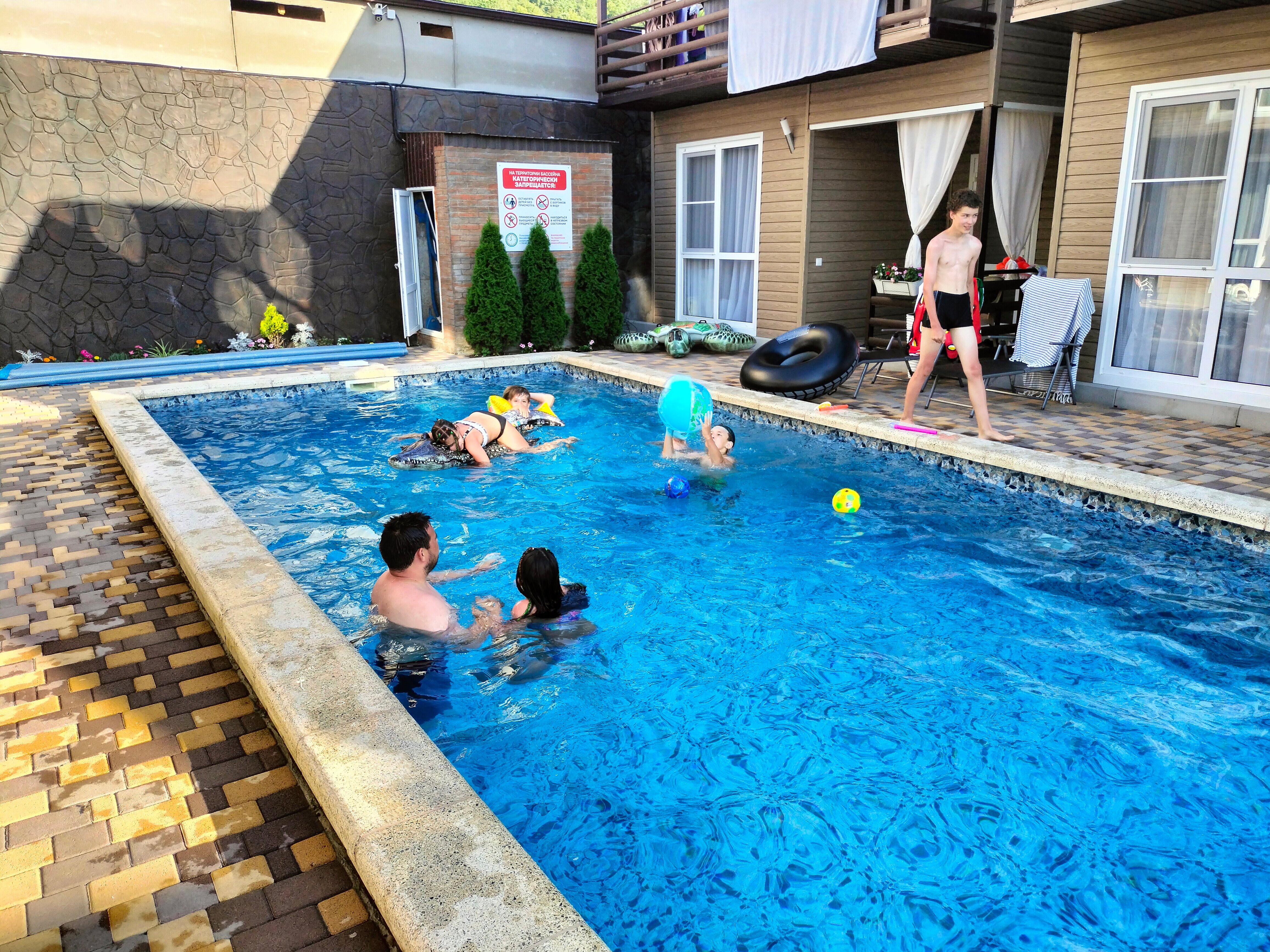 Фото отеля 4