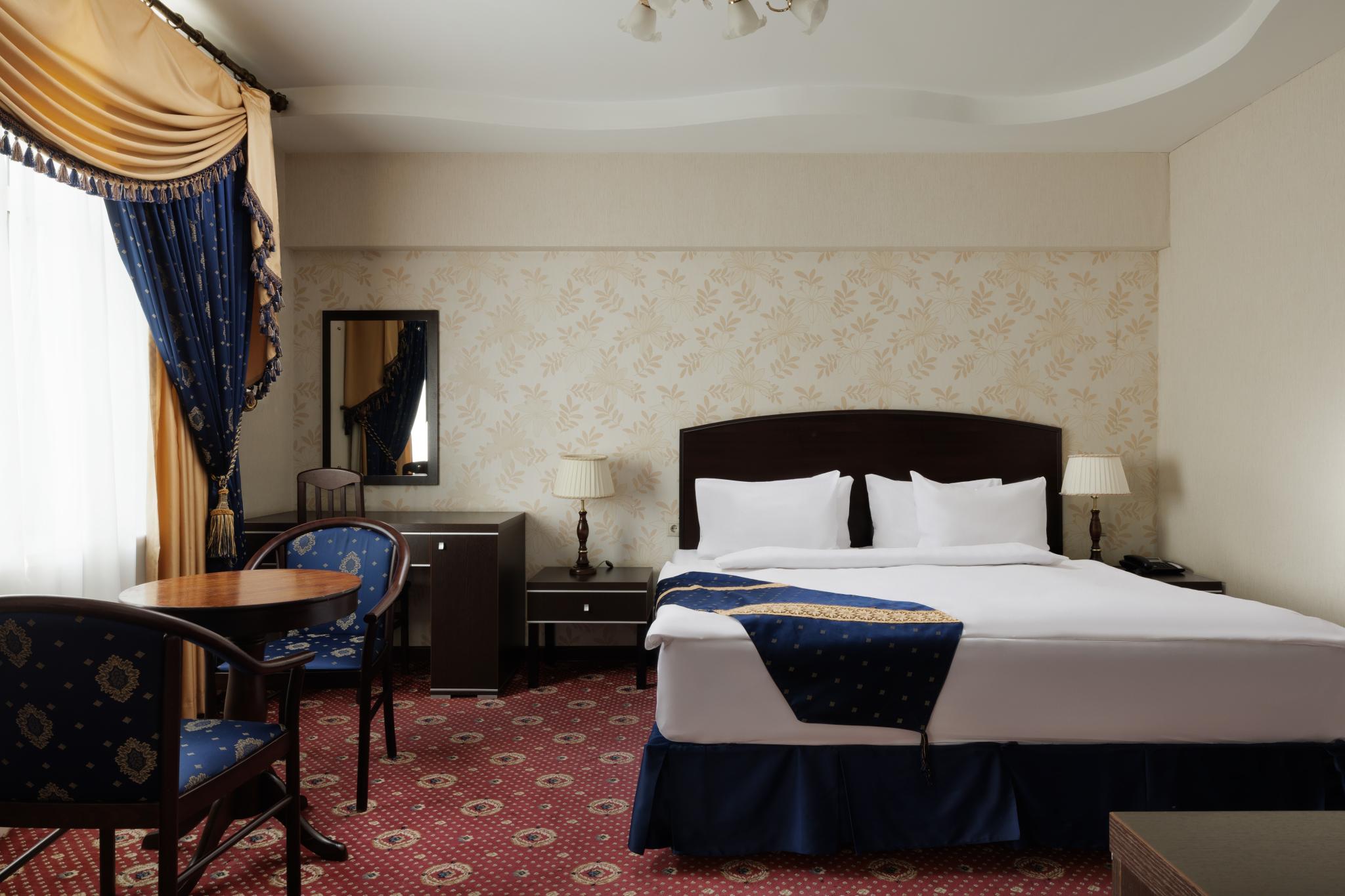 Фото отеля 2