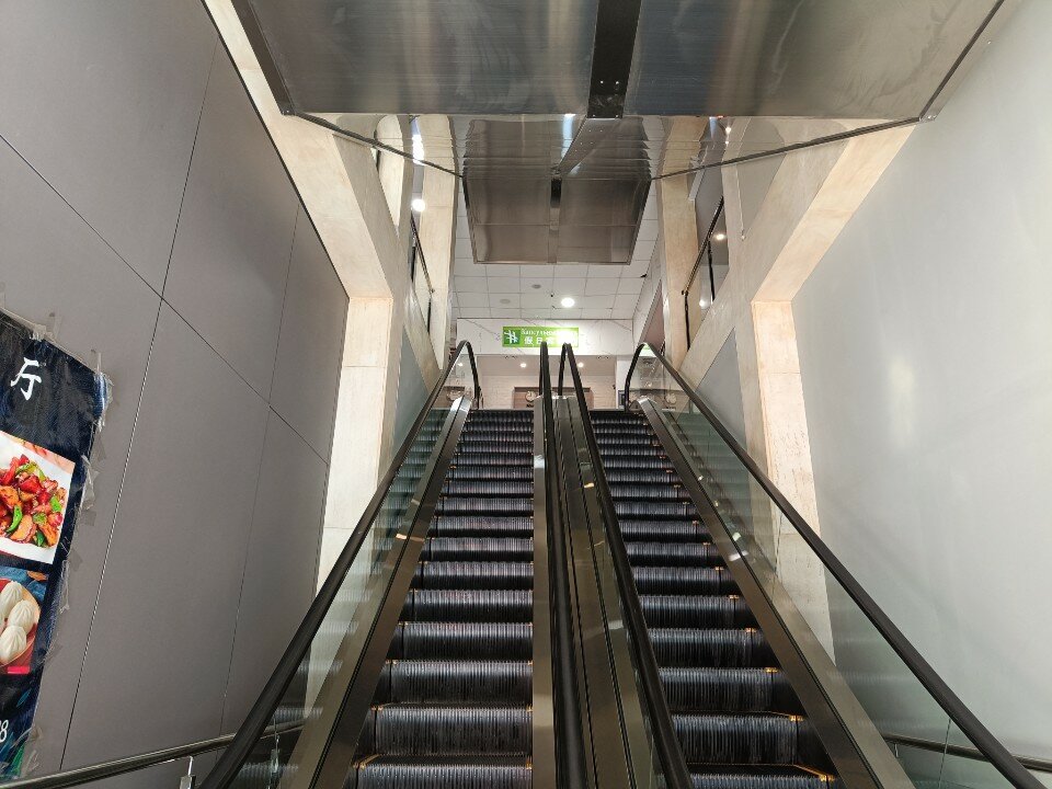 Фото Holiday Hotel