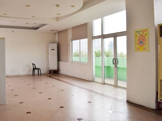 Фото The Boni Tower by Rspl