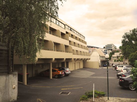 Фото St Ives Apartments