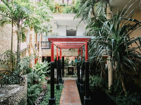 Фото Hotel Tugu Malang