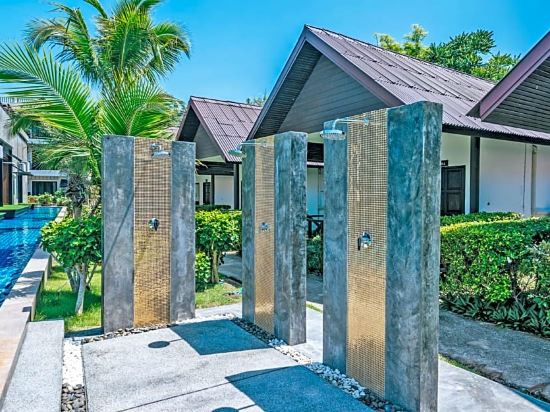 Фото Phi Phi Andaman Legacy Resort