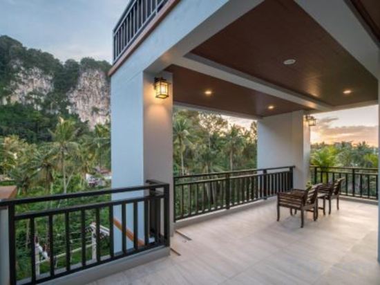 Фото Andaman Breeze Resort