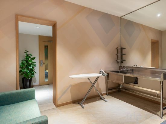 Фото Holiday Inn Express Shanghai Zhenping