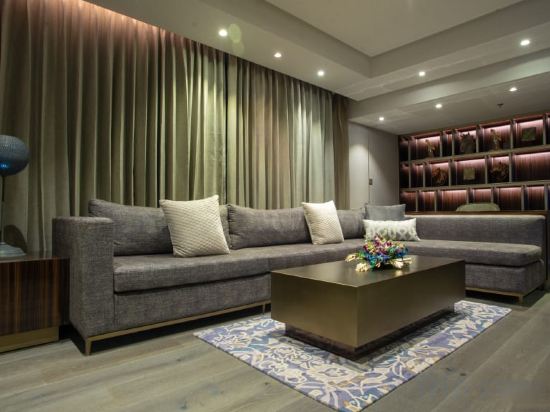 Фото Indore Marriott Hotel