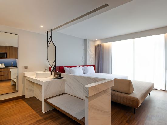 Фото Centara Life Hotel Bangkok Phra Nakhon