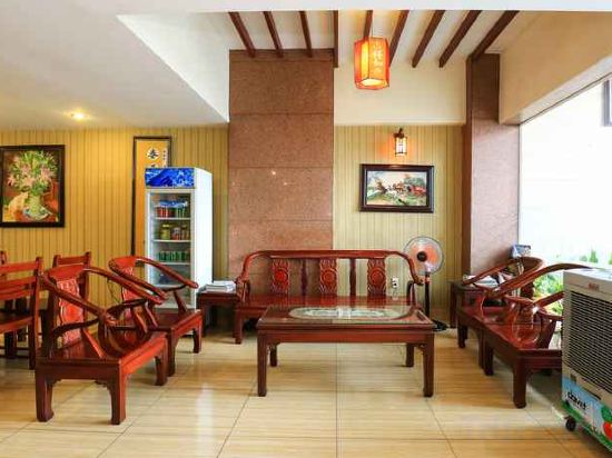 Фото Nui Thanh Hotel