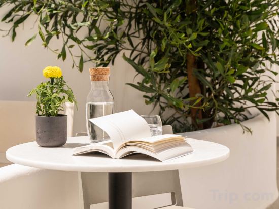 Фото Rocabella Santorini Hotel & SPA