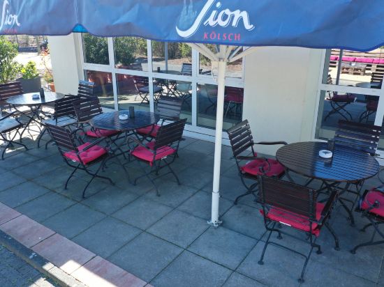 Фото ibis Köln Airport