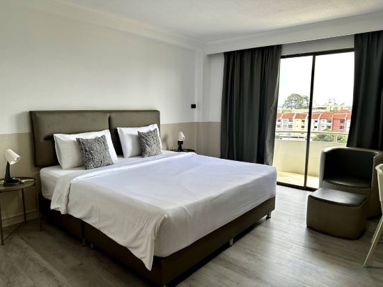 Фото Garden Paradise Hotel & Serviced Apartment