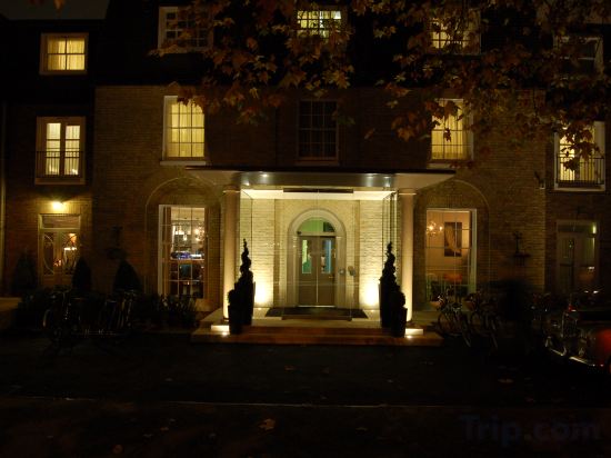 Фото Gonville Hotel