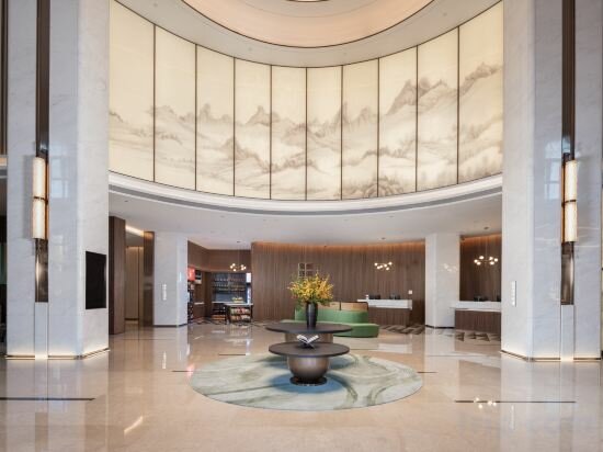 Фото Hilton Garden Inn Shanghai High Speed East Railway Station