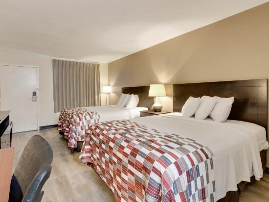 Фото Red Roof Inn Gulfport - Biloxi Airport