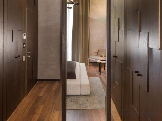 Фото The Glamore Milano Duomo