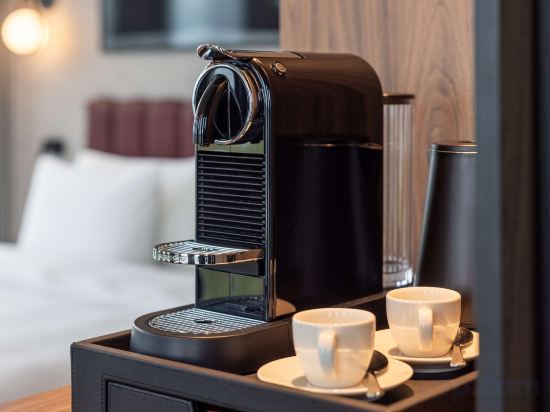 Фото Radisson Blu Hotel At Porsche Design Tower Stuttgart