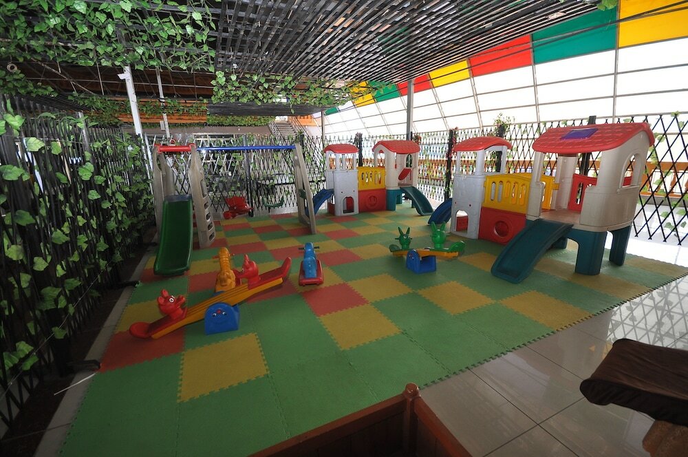 Фото 2000 Hotel Downtown Kigali