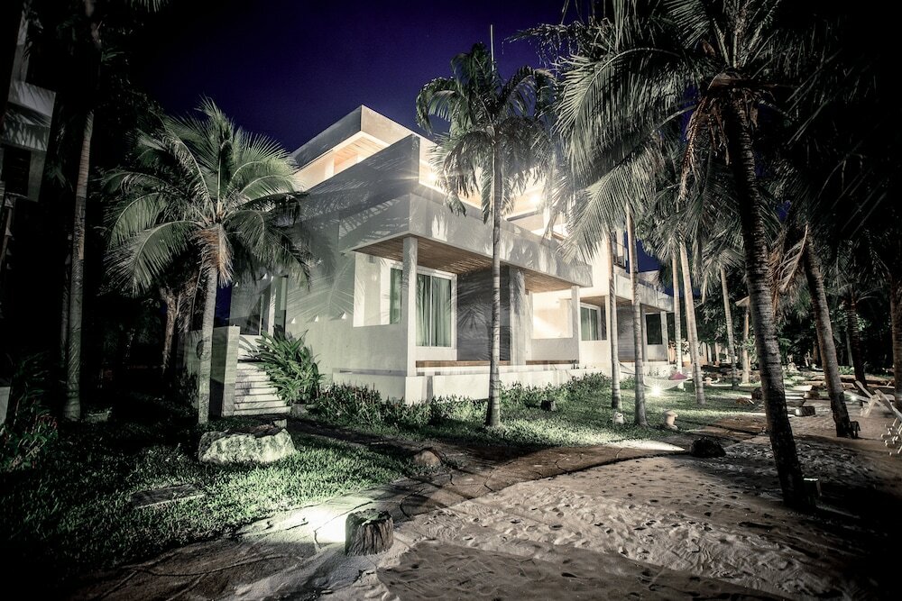 Фото Ohana Resort and Restaurant