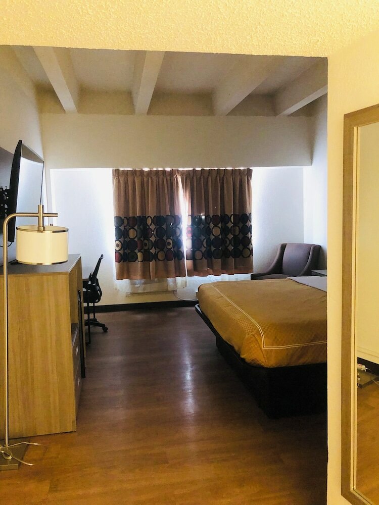 Фото Отель Quality Inn Denver Downtown