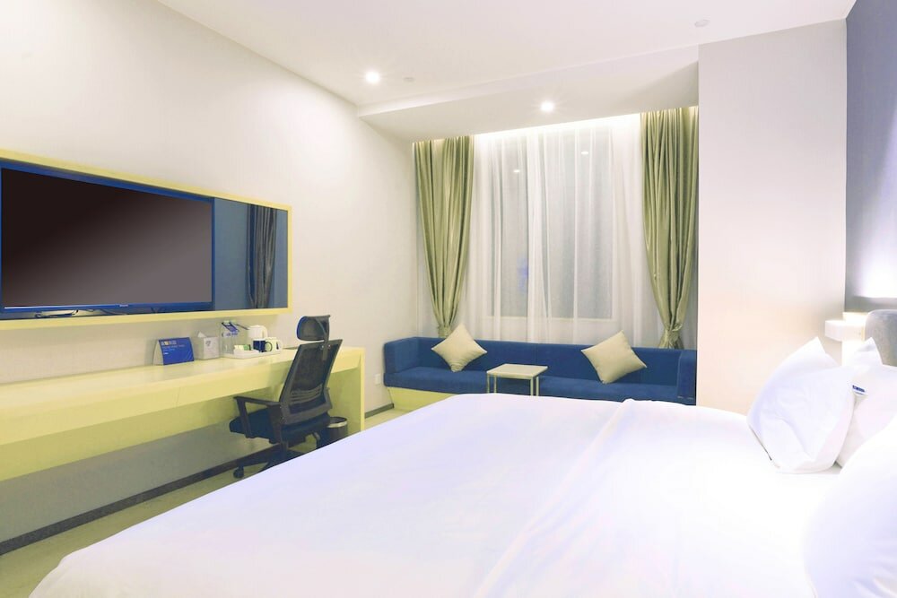 Фото Holiday Inn Express Jinan Exhibition Center