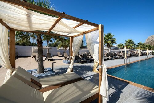 Гостиница Отель Paradice Luxury Suites в Ставросе