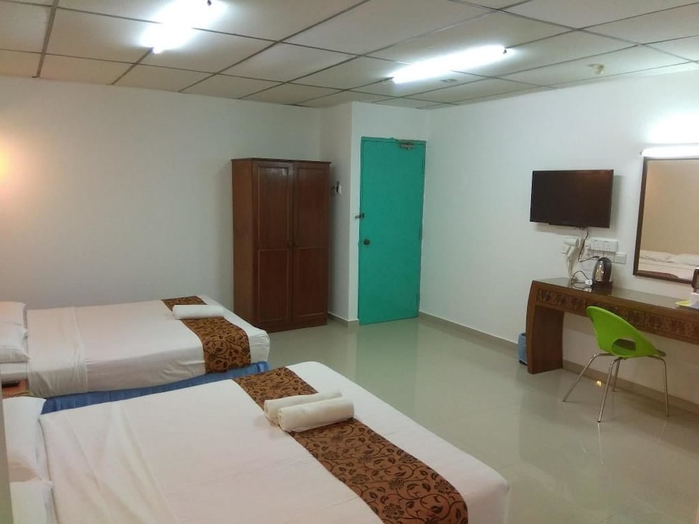 Фото Hotel K. T. Mutiara