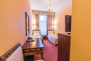 Garden Palace Hotel (Grecinieku street, 28), hotel