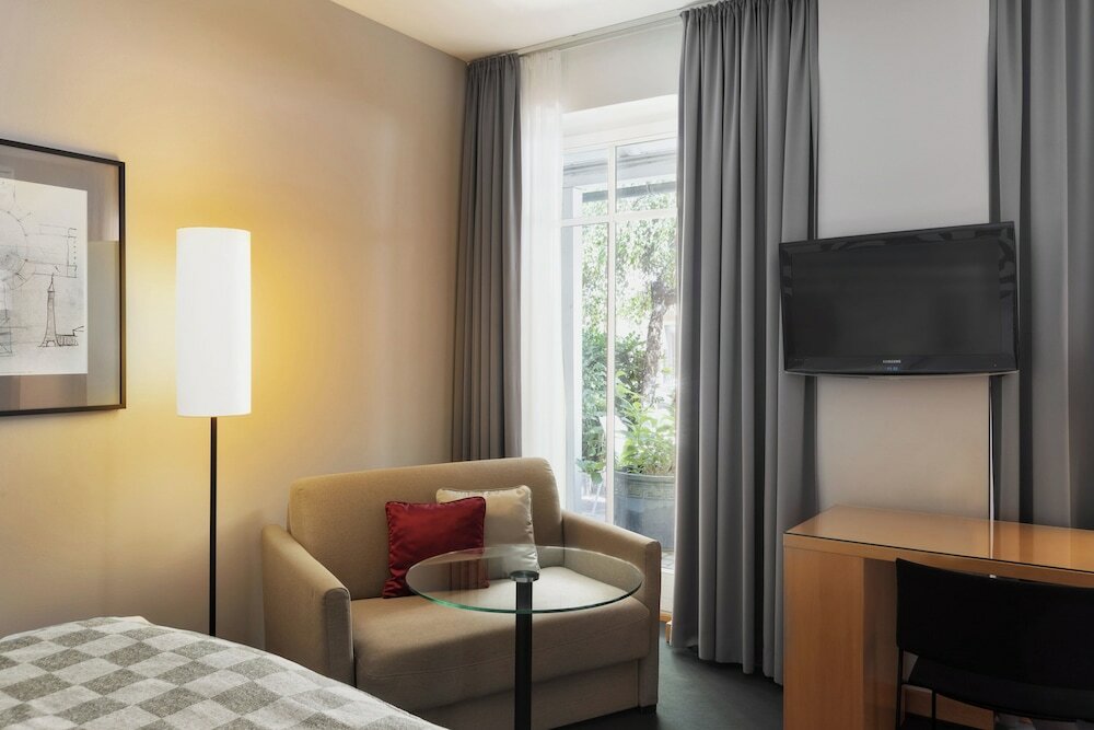 Фото Holiday Inn Vienna City