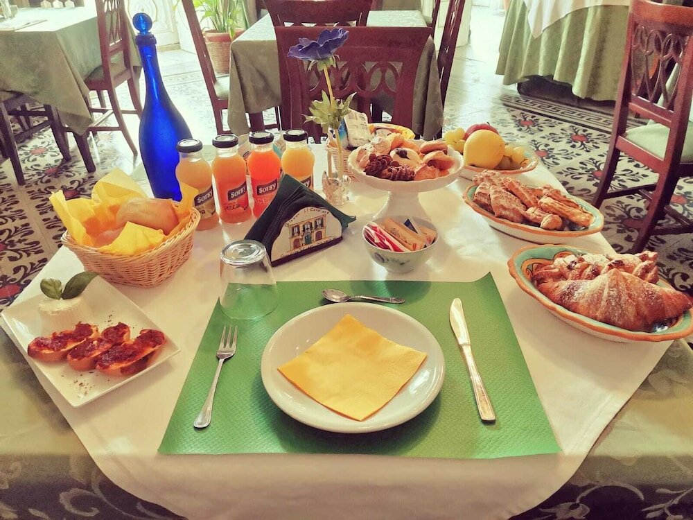 Фото Palazzo 'Il Cavaliere' - B&b di Charme