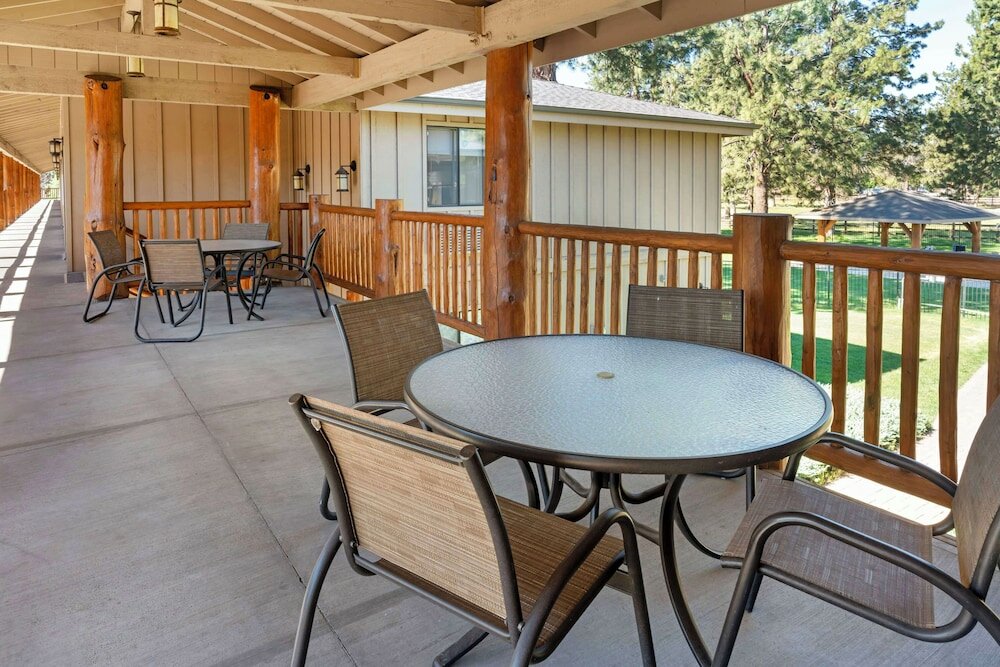 Фото Best Western Ponderosa Lodge