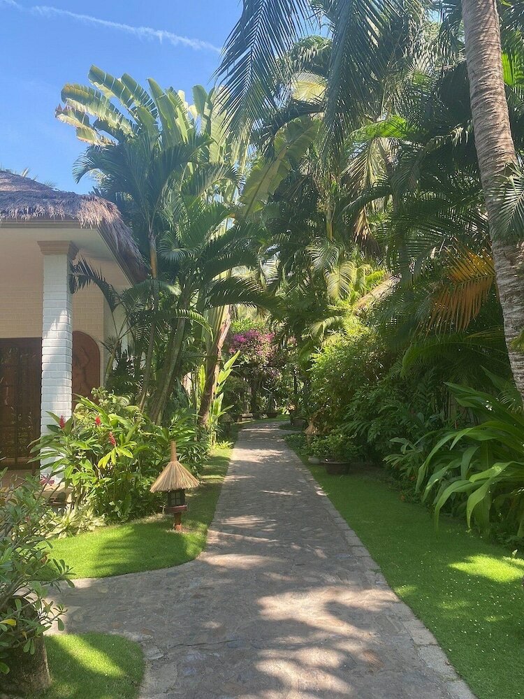 Фото Cham Villas Boutique Luxury Resort