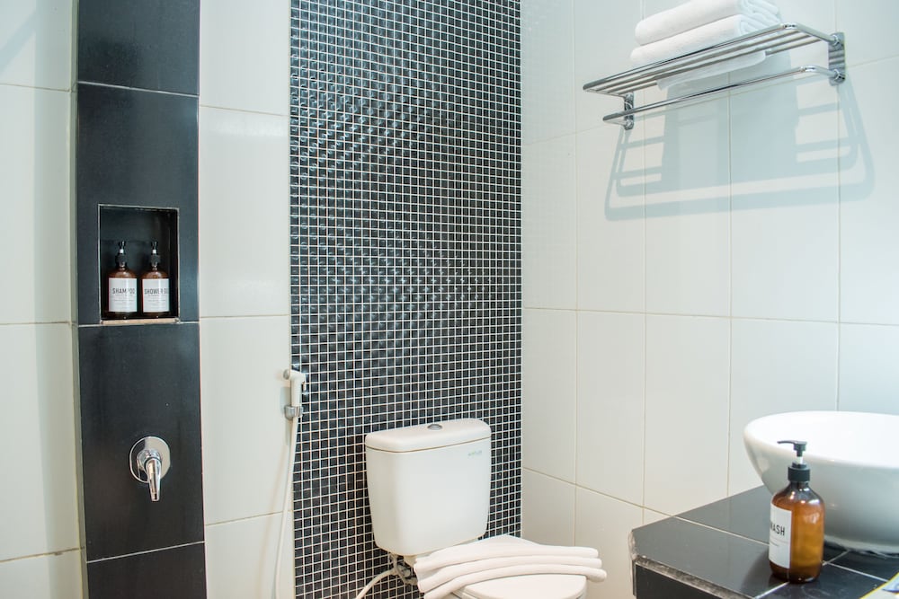 Фото Luminor Hotel Jember