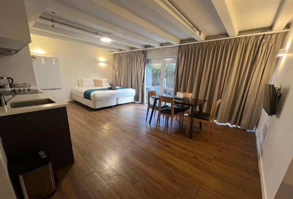 Фото No. 9 Hotel