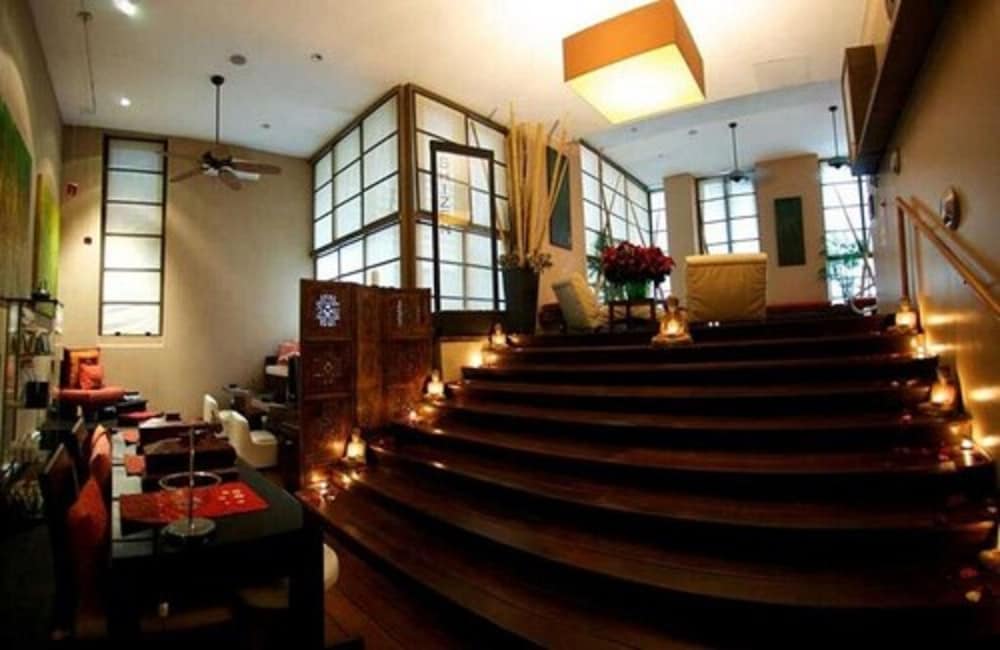 Фото Executive Hotel Cosmopolitan Toronto