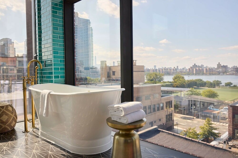 Фото The Williamsburg Hotel