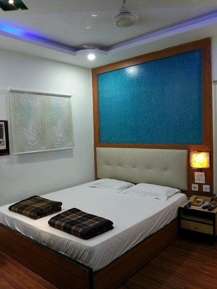 Фото Hotel Akash Ganga