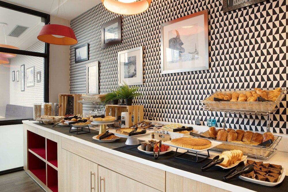 Фото Hotel Kyriad Paris Est - Bois De Vincennes